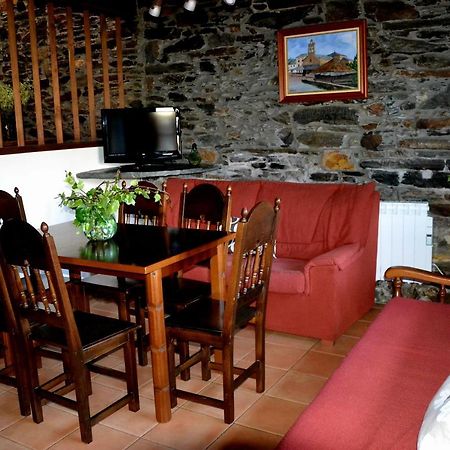 Apartamentos Rurales Ron ภายนอก รูปภาพ