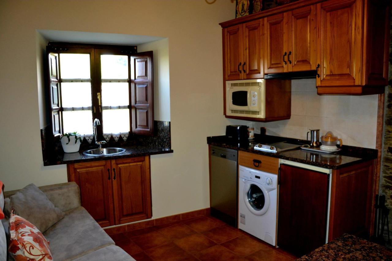 Apartamentos Rurales Ron ภายนอก รูปภาพ