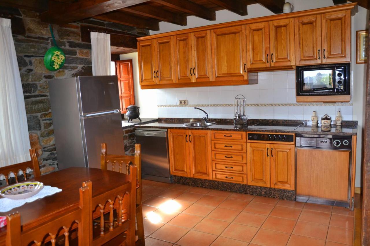 Apartamentos Rurales Ron ภายนอก รูปภาพ