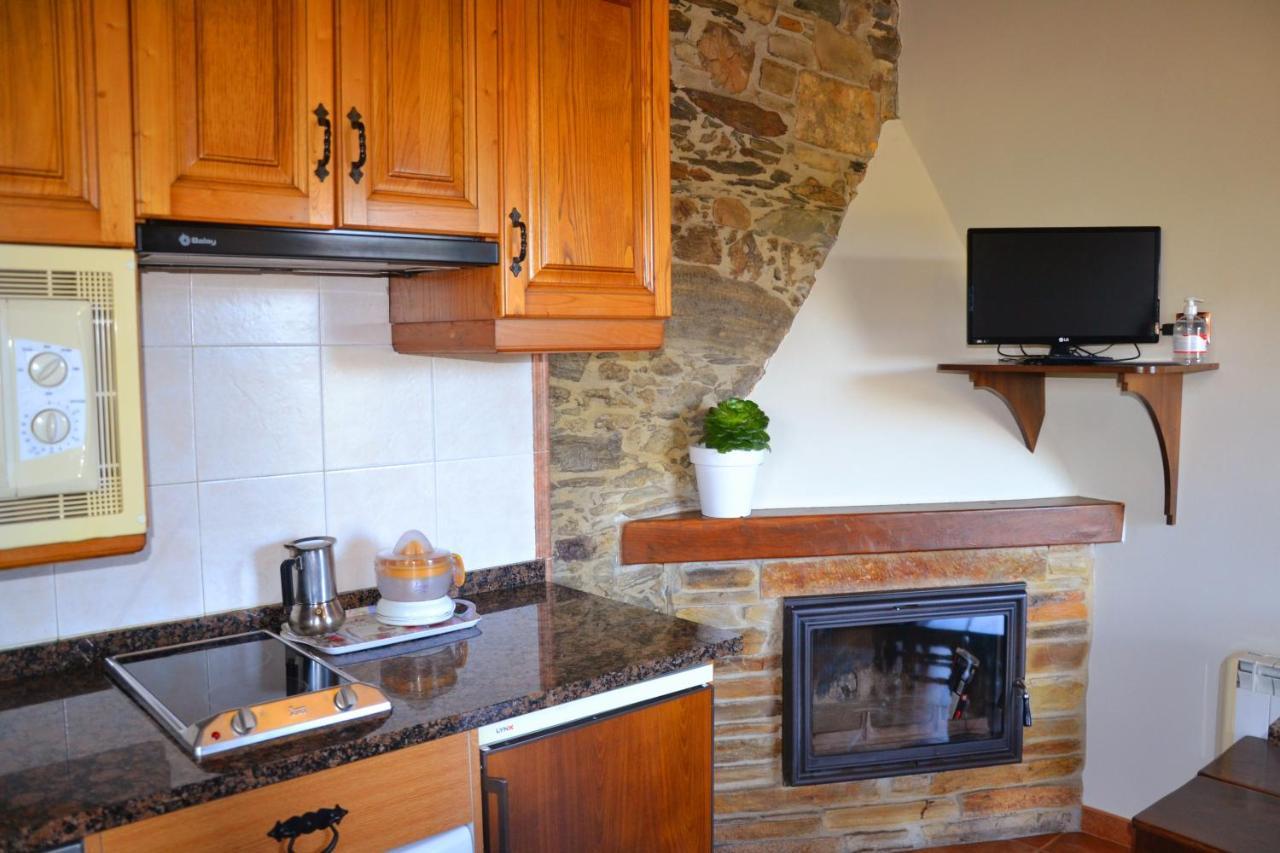 Apartamentos Rurales Ron ภายนอก รูปภาพ