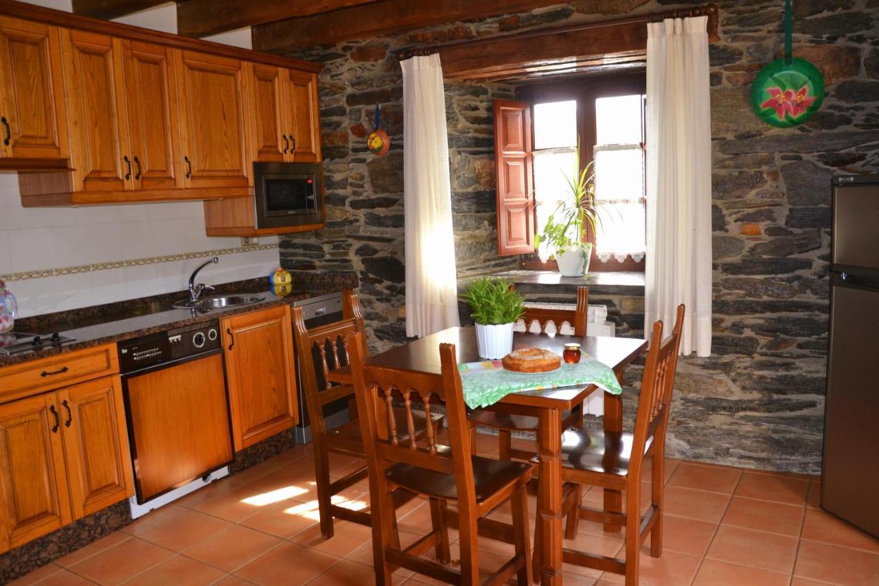 Apartamentos Rurales Ron ภายนอก รูปภาพ