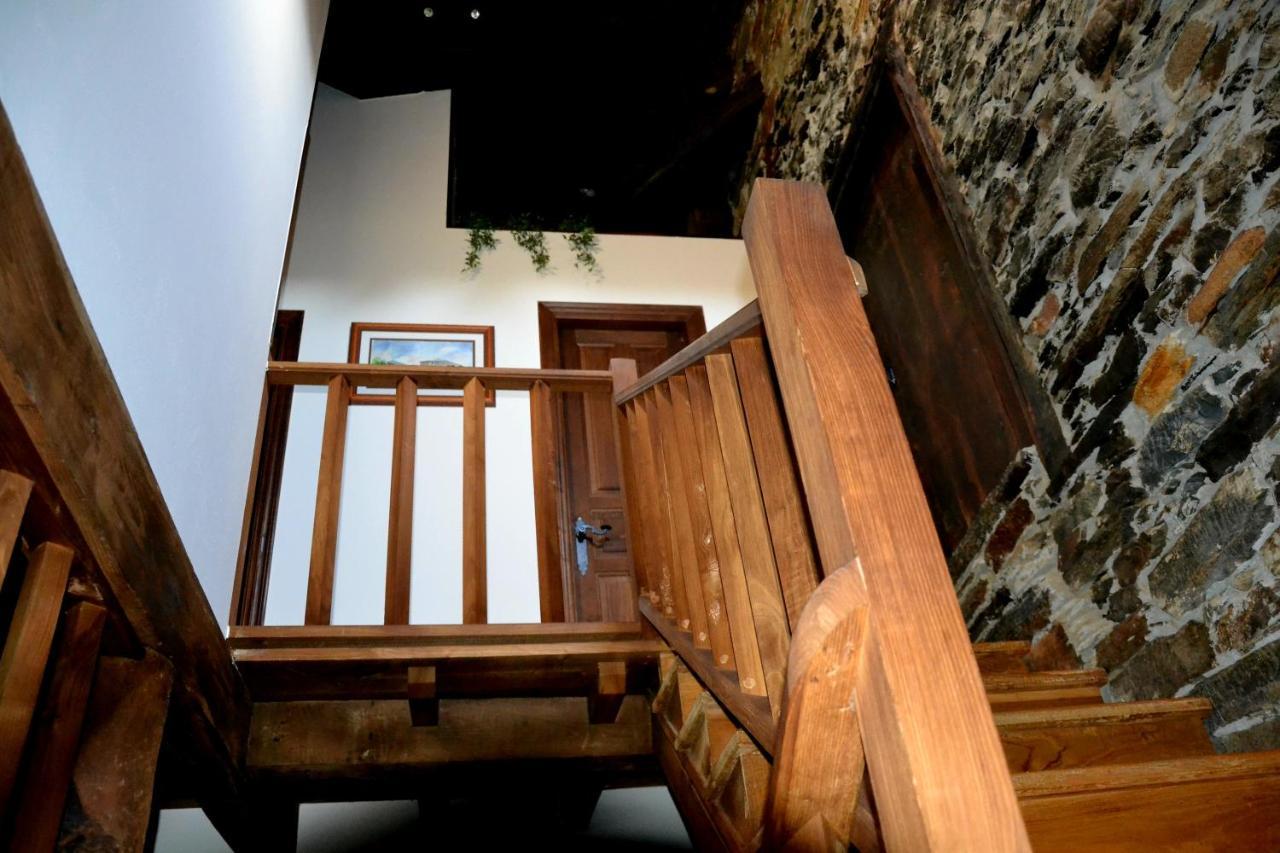 Apartamentos Rurales Ron ภายนอก รูปภาพ
